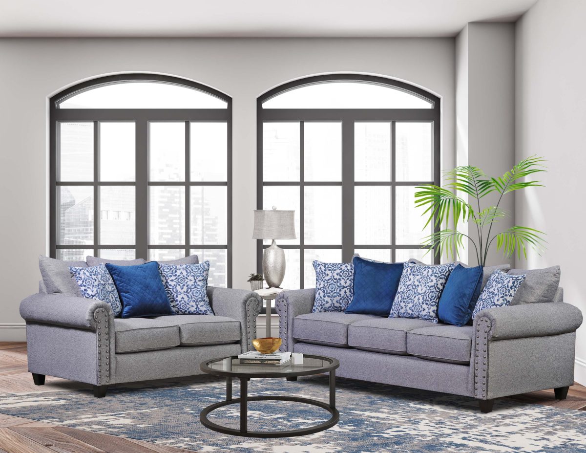 U236 Loveseat