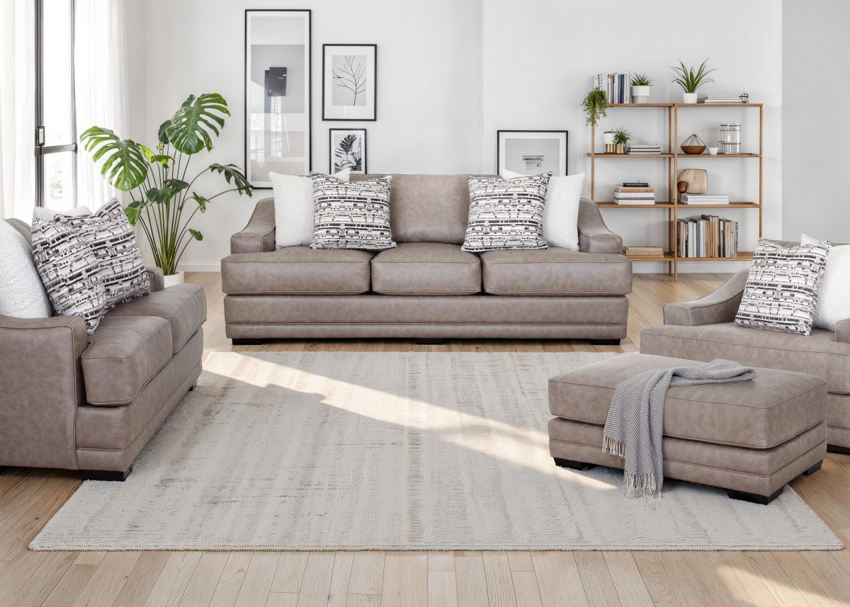 U90 Loveseat